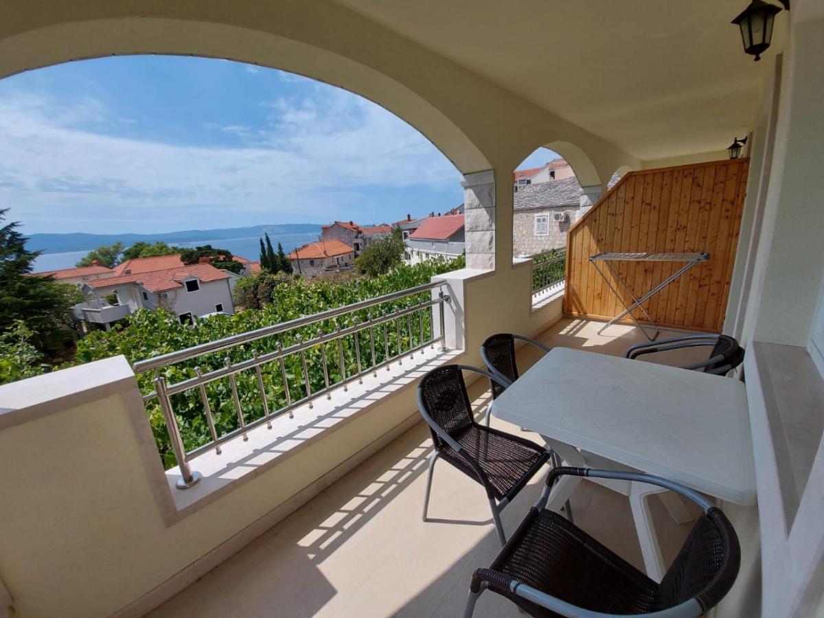 Apartments Gojevic Bol Exterior foto